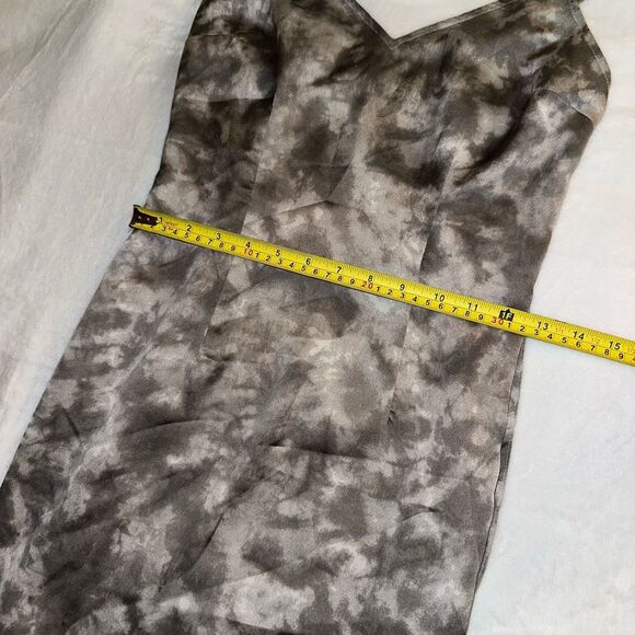 Abercrombie and Fitch Women’s Gray Tie Dye Belted Skip Dress XS Gently Worn - Picture 9 of 11